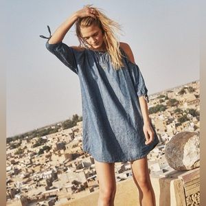 Madewell Chambray Cold Shoulder Dress Sz Medium Linen and Cotton